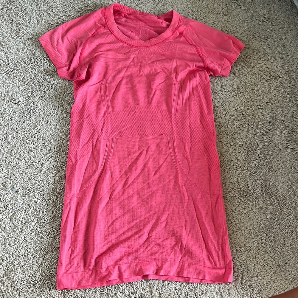 Lululemon shirt